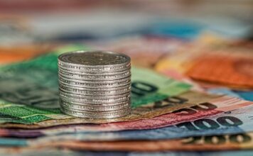 Czy da się zarobić na robieniu tortów?